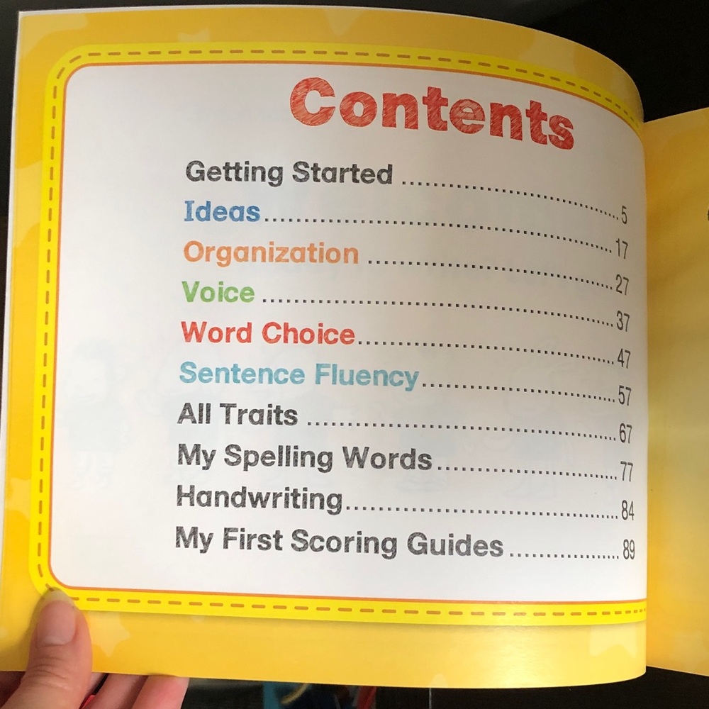 🌸 Scholastic Traits Writing Journal - Picture 7 of 8